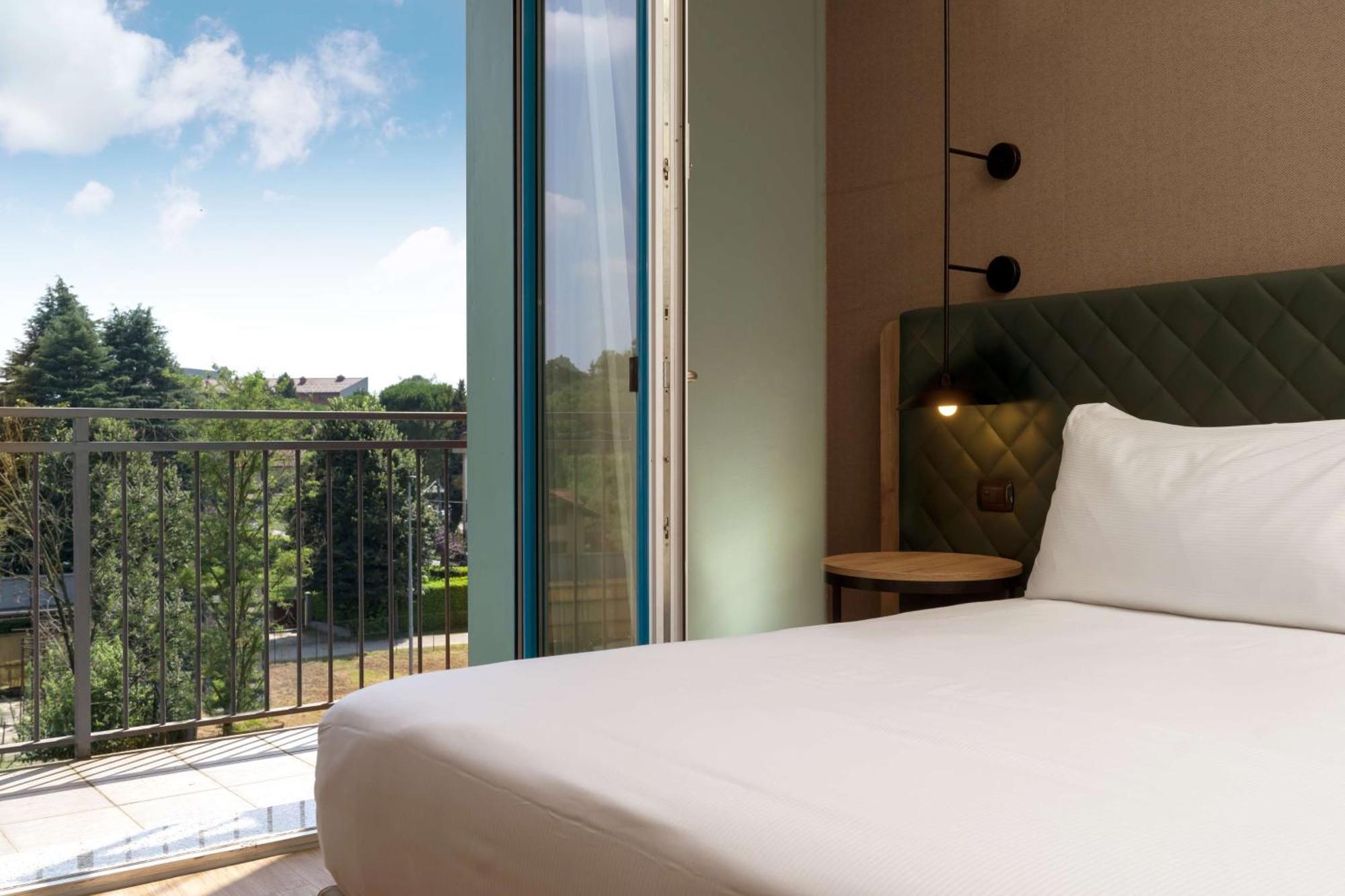 SHG Grand Hotel Milano Malpensa Somma Lombardo Exterior foto